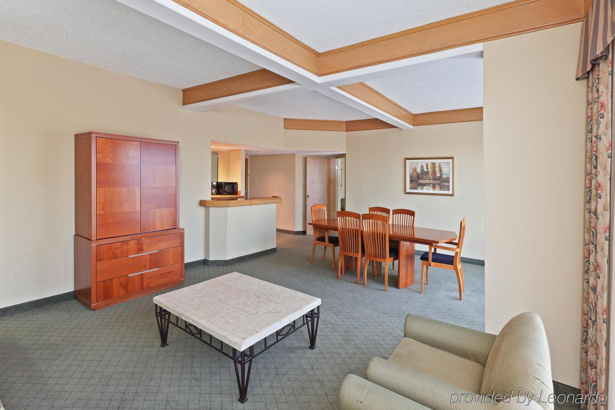 Comfort Inn & Suites Plano East Ruang foto