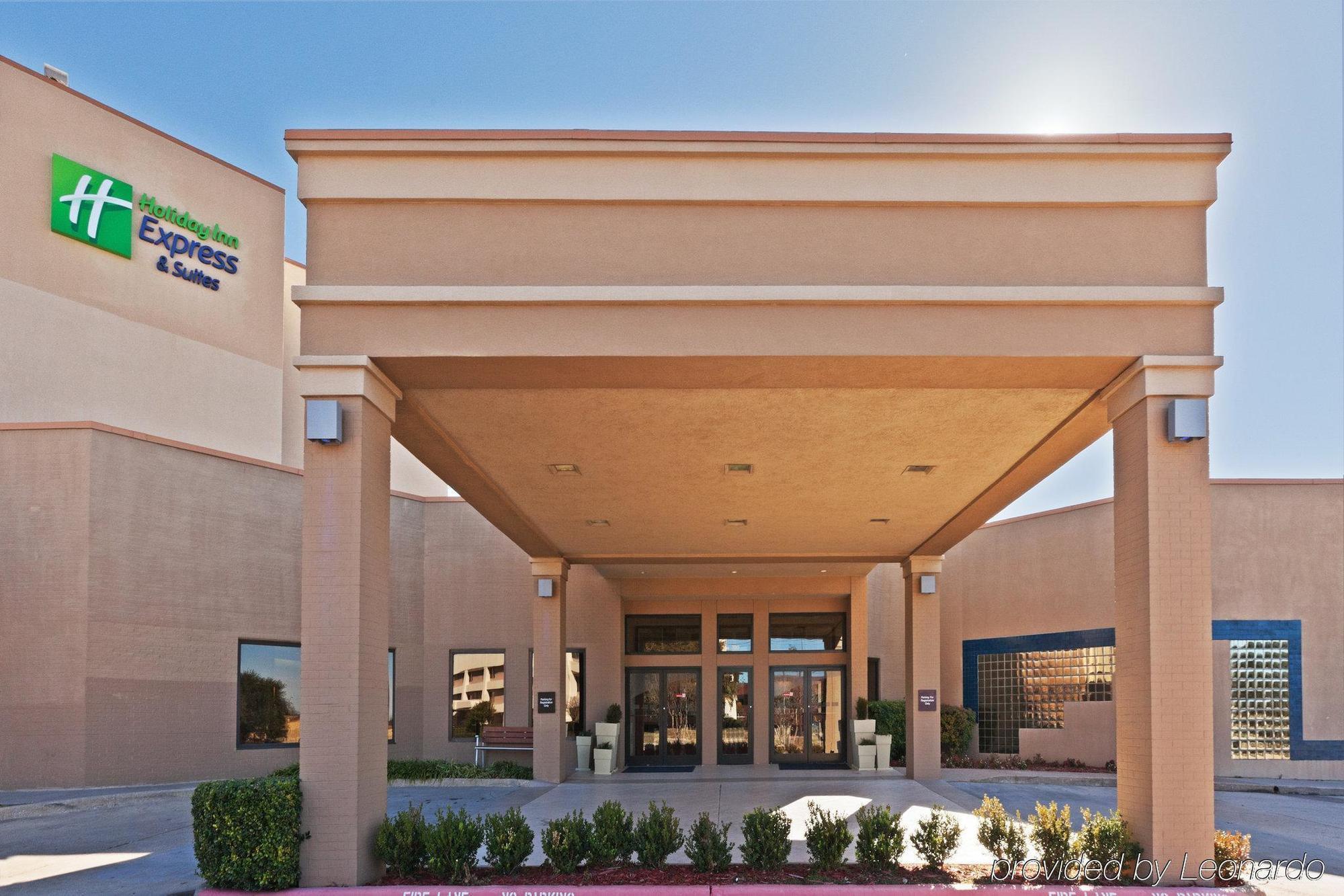 Comfort Inn & Suites Plano East Bagian luar foto