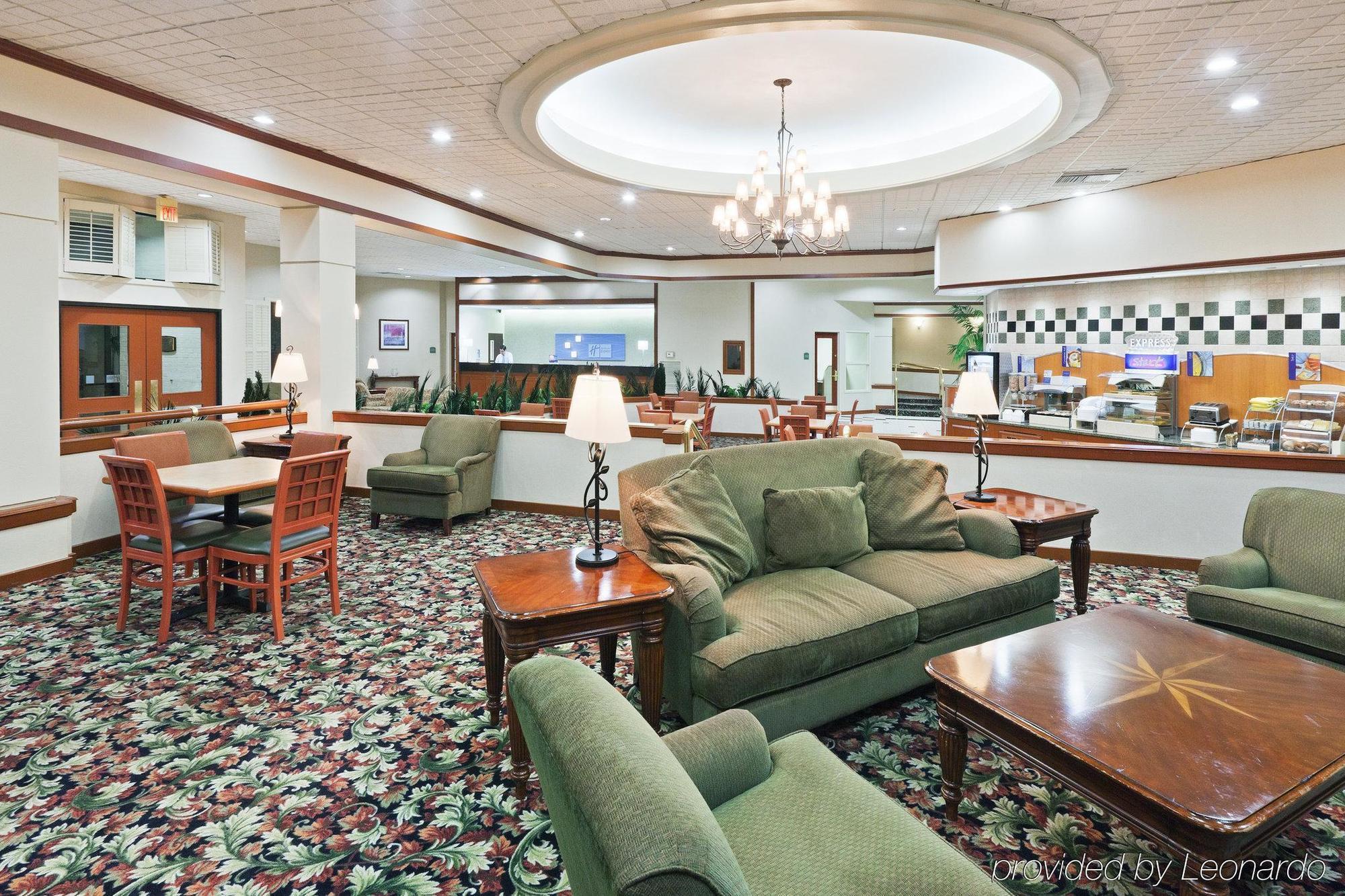 Comfort Inn & Suites Plano East Restoran foto