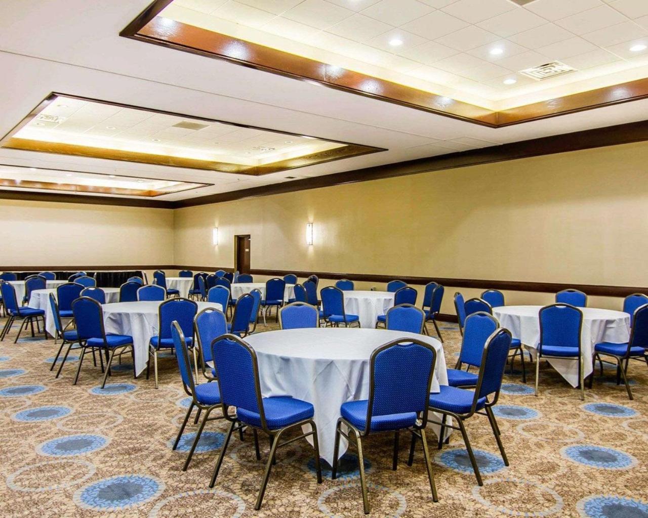 Comfort Inn & Suites Plano East Bagian luar foto